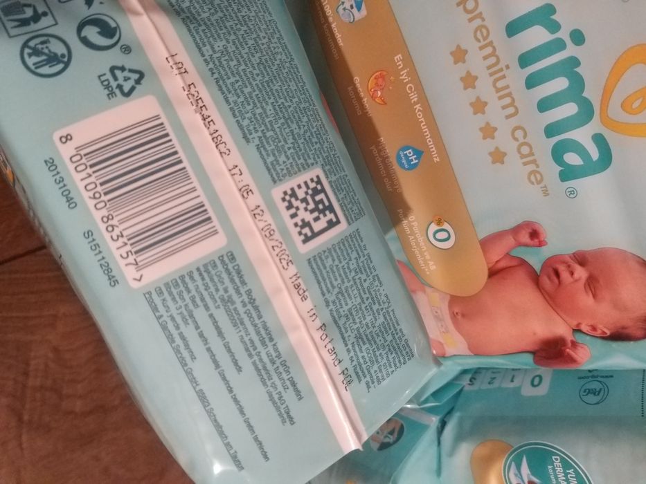 Pampers Premium Care r. 0