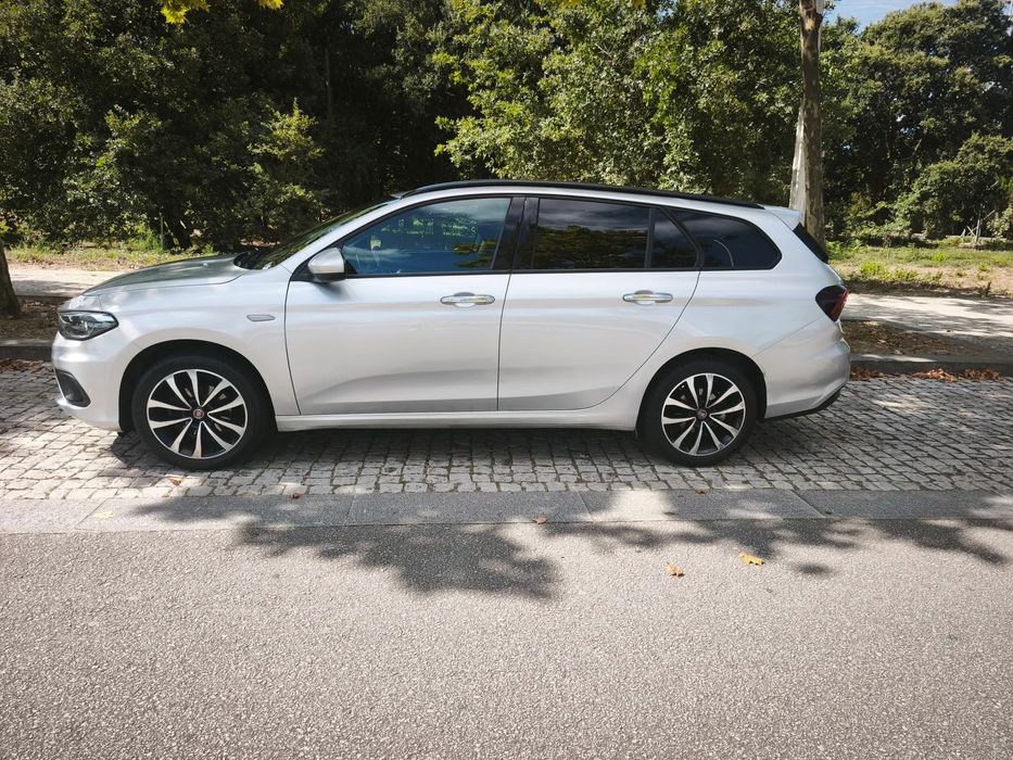 Fiat Tipo Station Wagon 1.6 M-Jet Lounge Tech