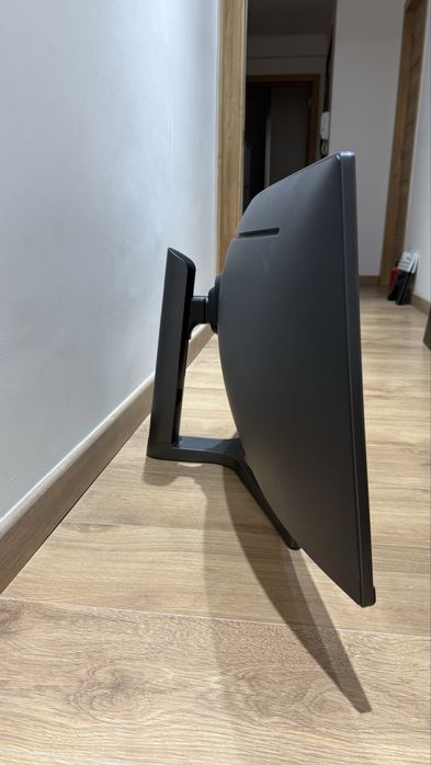 Monitor Samsung CRG9 49” Curvo QLED Dual QHD 120Hz