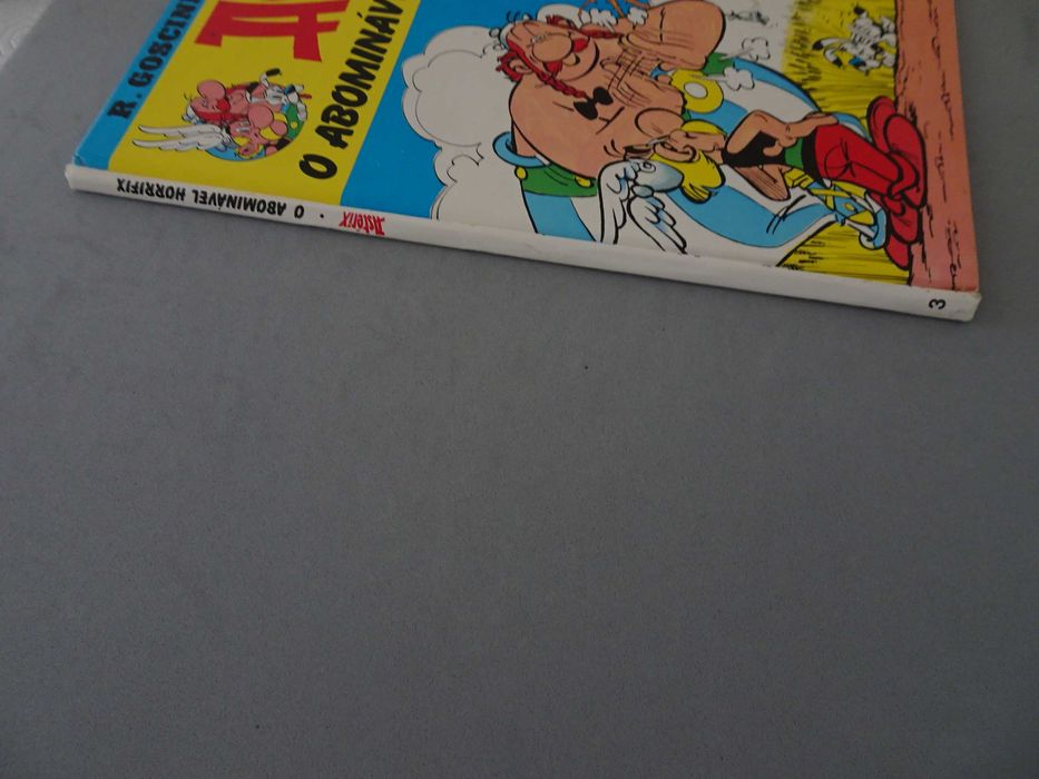 Livro Difusão Verbo - Astérix o abominável Horrifix (capa dura)