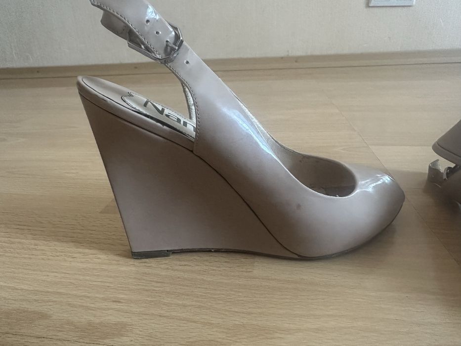 Продам босоножки Nando Muz женские