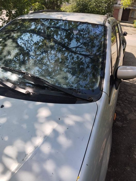 Автомобіль Mazda Premacy