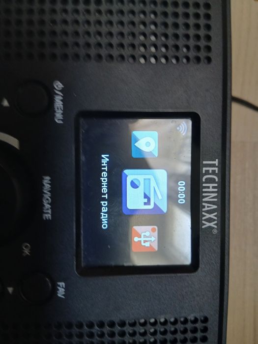 інтернет-радіо Technaxx TX-153.