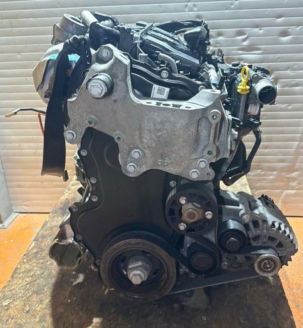 Motor completo OPEL Vivaro B Furgão (X82)