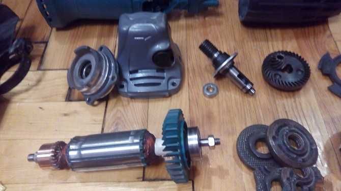 Запчасть на Болгарку Makita 5030 и не только
