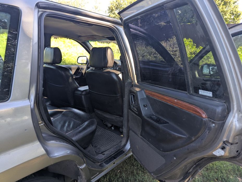 Продам автомобіль jeep
