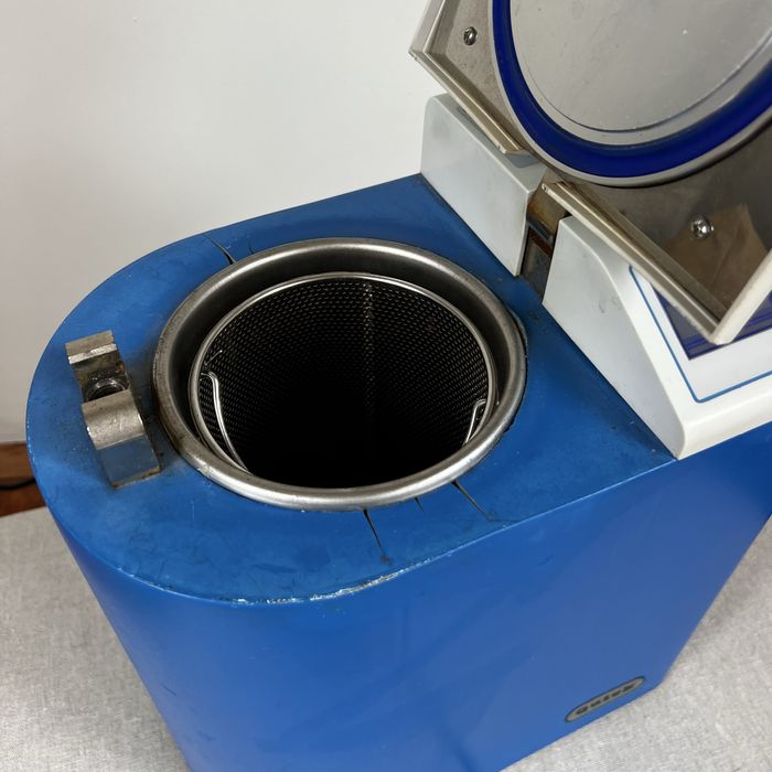 Autoklaw sprawny, idealny dla początkującej stylistki + gratisy