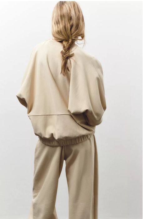 ZARA костюм жіночий беж