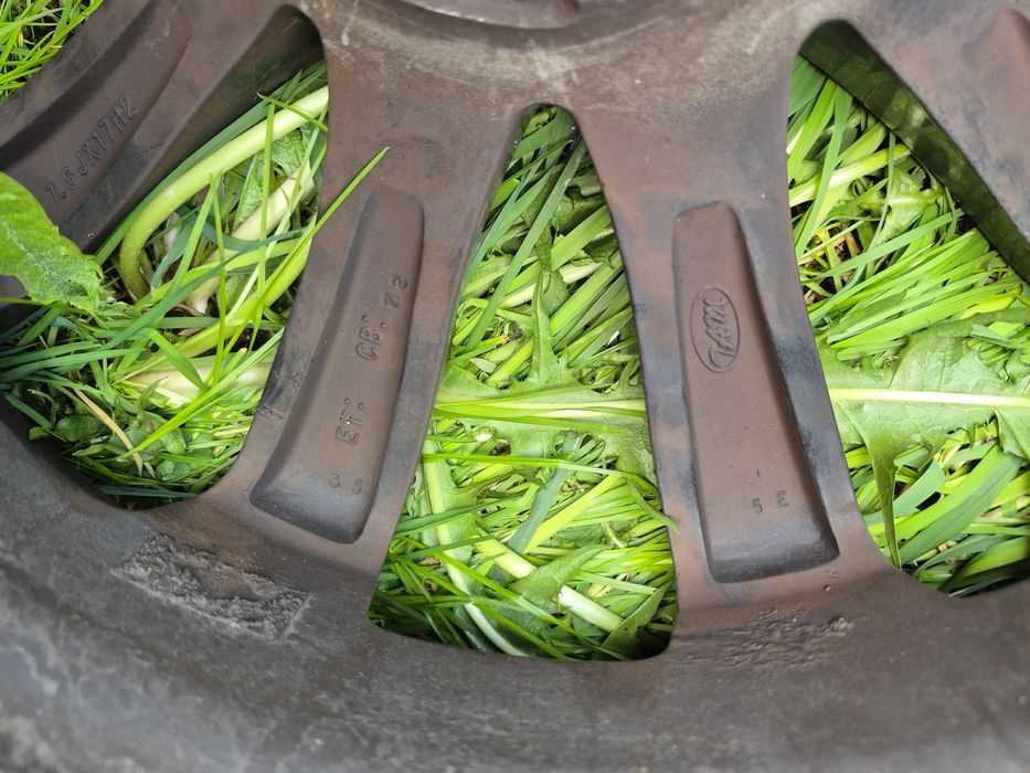 Komplet felg felgi aluminiowe Tomason r17 5x112 7.5j et35  tn-4