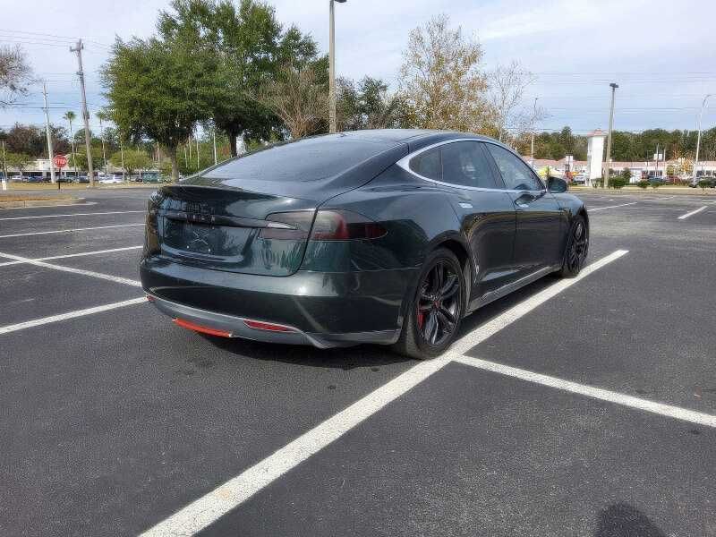 2013 Tesla Model S Performance