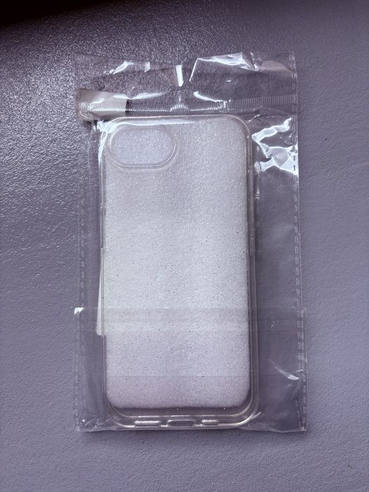 Etui na iPhone 16E przezroczyste
