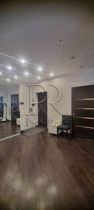 Продаж 2 к ЖК Лазурний Блюз , Туманяна, 15-А,Лівобережний м-в