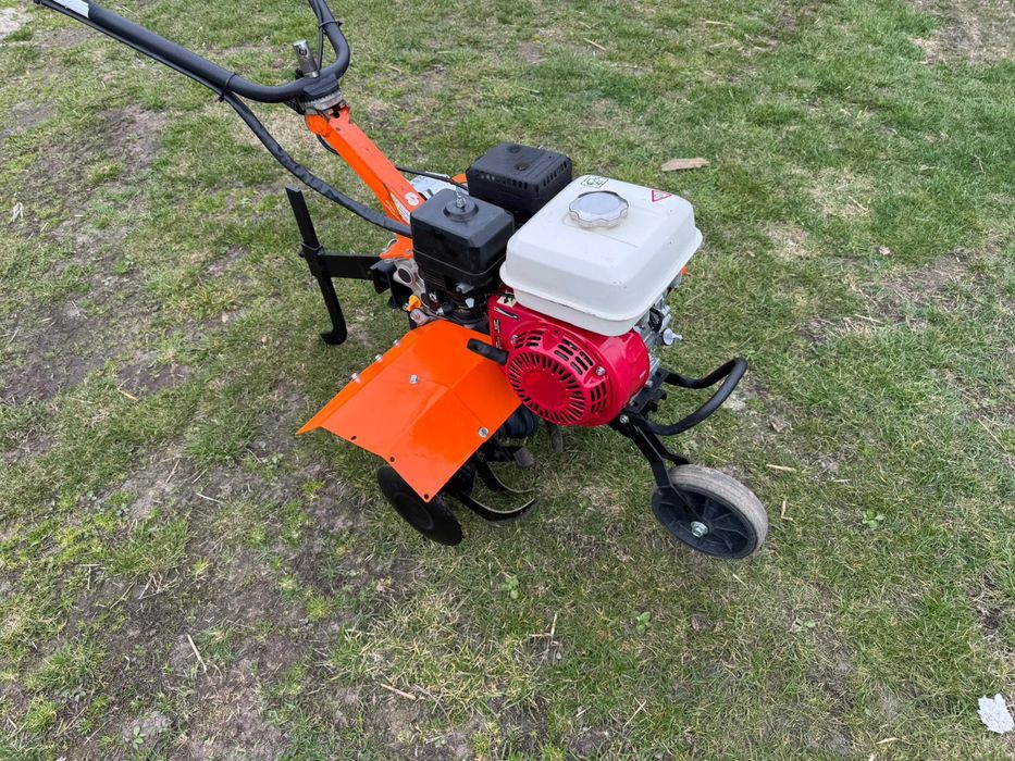Glebogryzarka z silnikiem Hondy