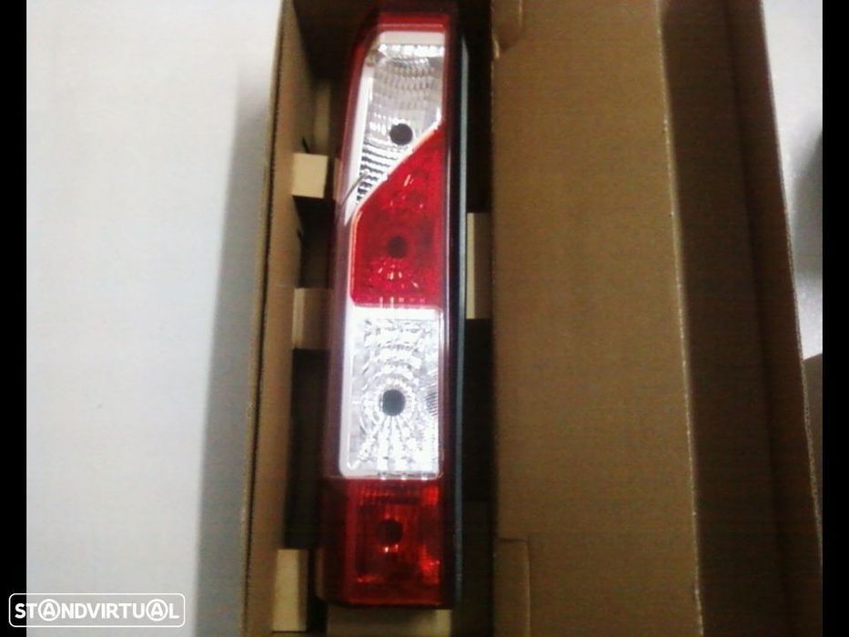 Farolins Farolim de stop Renault Master 2010-- (novos)