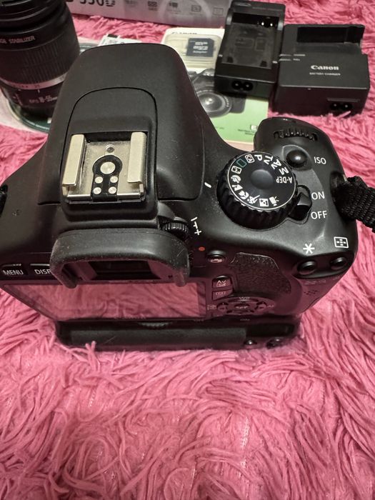 Продам Canon 550D