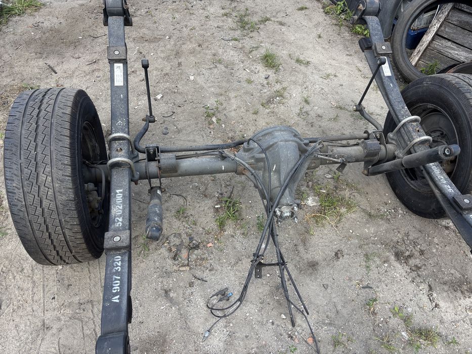 mercedes sprinter 907  resor zacisk wał felga koło silnik 2.0