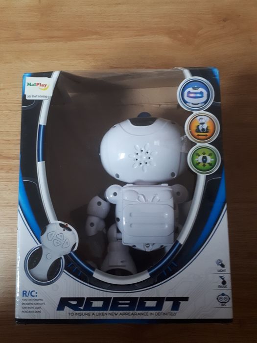 Zabawka, robot na pilota