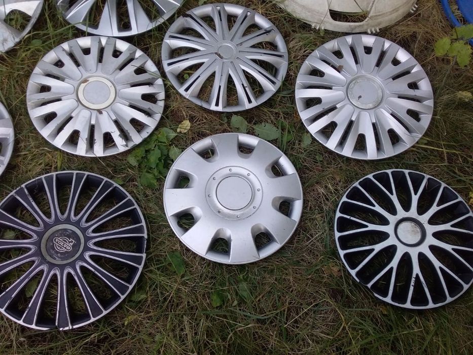 Колпаки на колёса пластиковые разных размеров