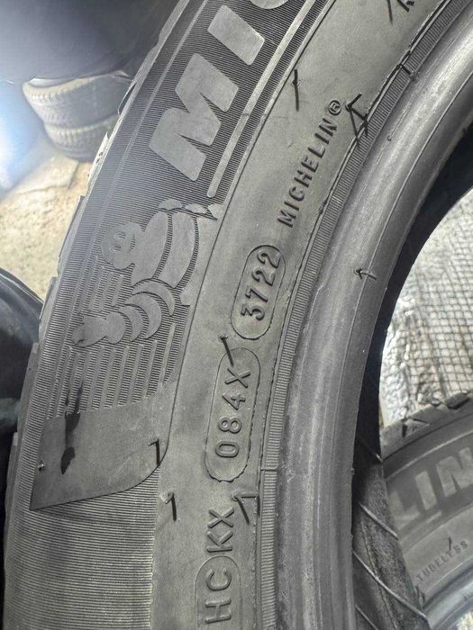 Шини Michelin 215/60R17. 2шт. Всесизонка 2022р. (0662)