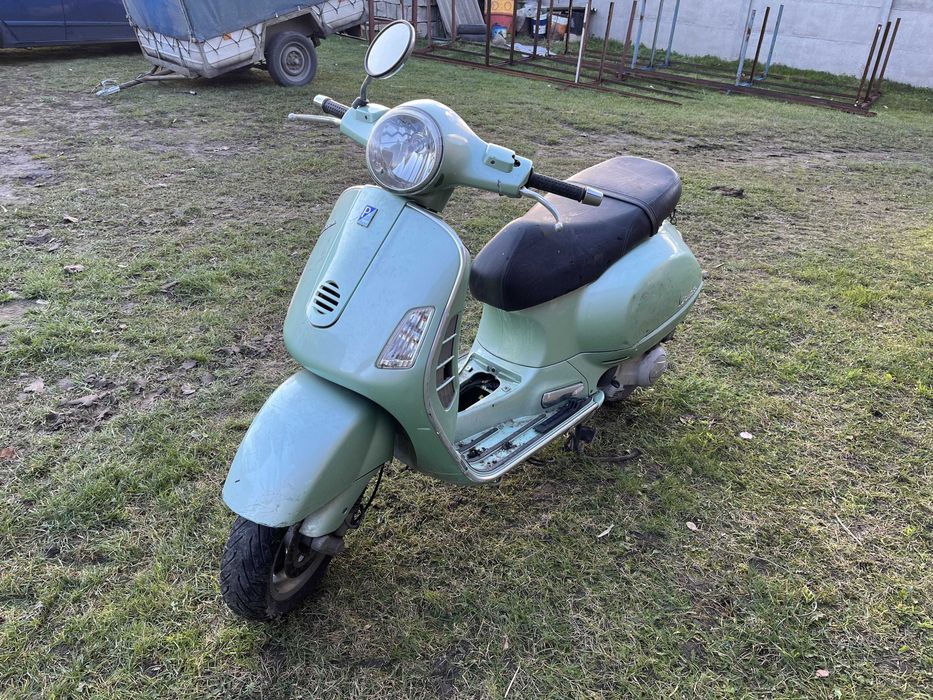 Piaggio Vespa Gts 125 dużo części czasza osłony silnik linka wydech la