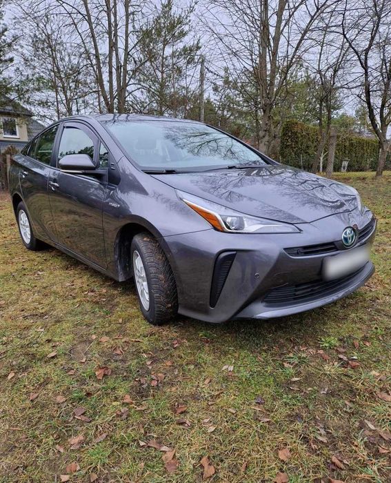 Продам Toyota Prius 1.8 Hybrid