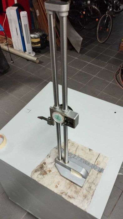 calibre de altura Mitutoyo 192-104 usado