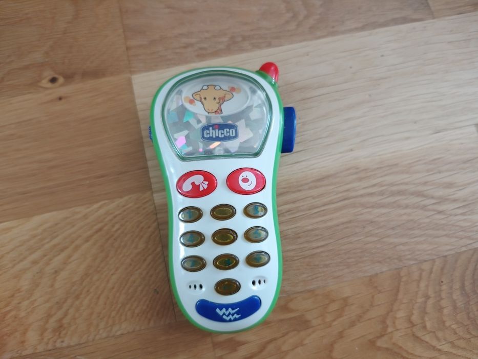 Telefon i latarka dla dzieci