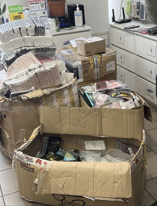 Mix etui oppo / realme 150 sztuk 70 zl