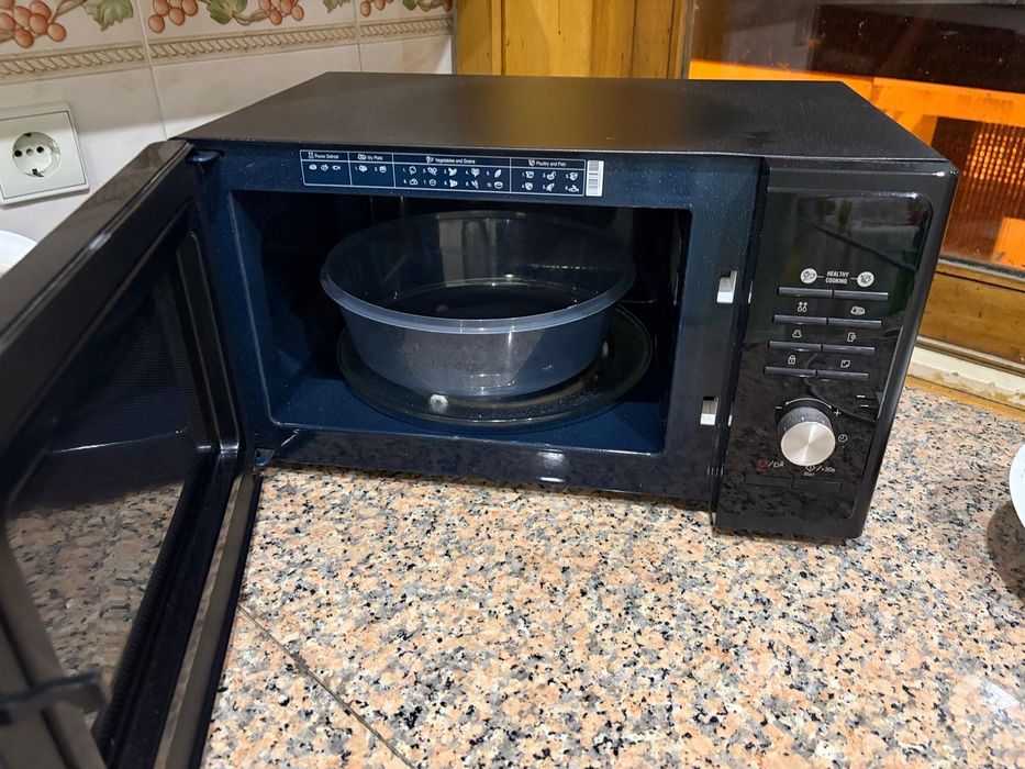 Microondas Samsung MG23F301TAK
