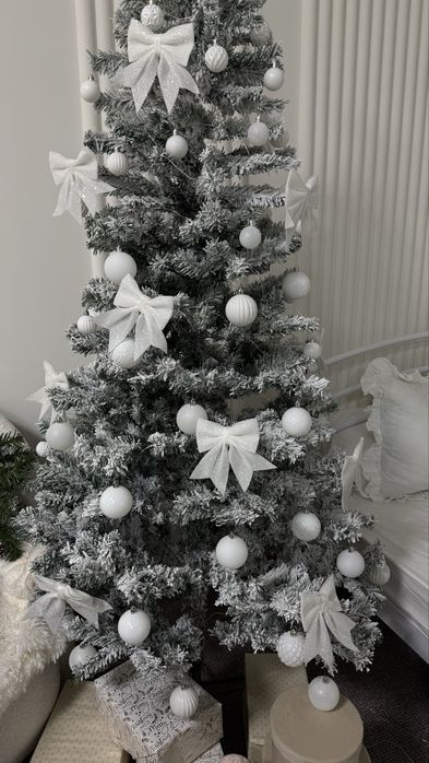 Штучна ялинка засніжена 180 см