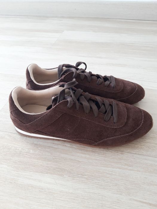 Tênis castanhos da Parfois