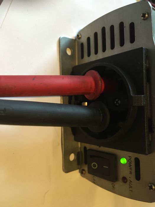 Inversor 220V  200W