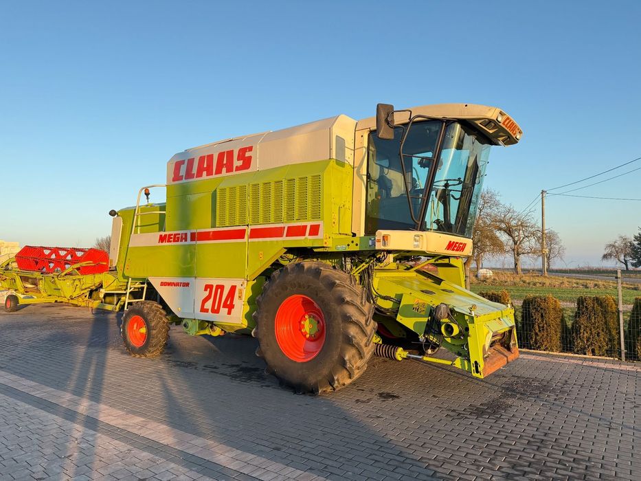 Claas  CLAAS MEGA 204 PIĘKNY STAN! Mercedes! heder 5,10! lexion dominator