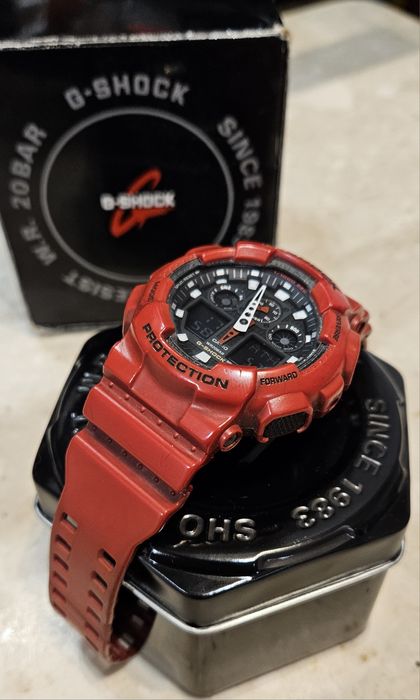 6187/25 Zegarek Casio GShock GA-100B czerwony