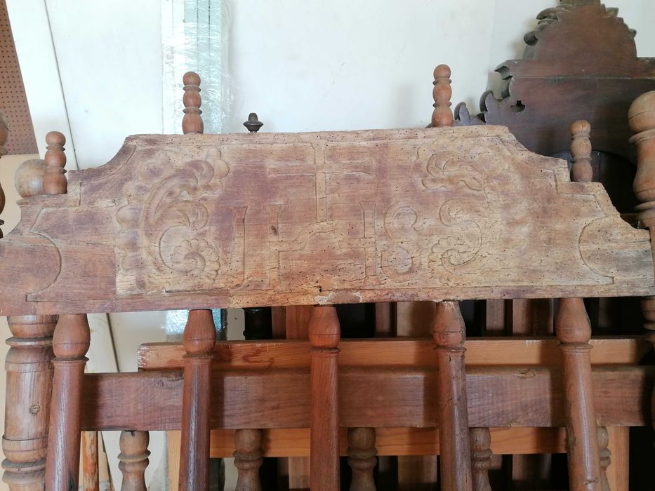 Cama de convento _ Antiguidade