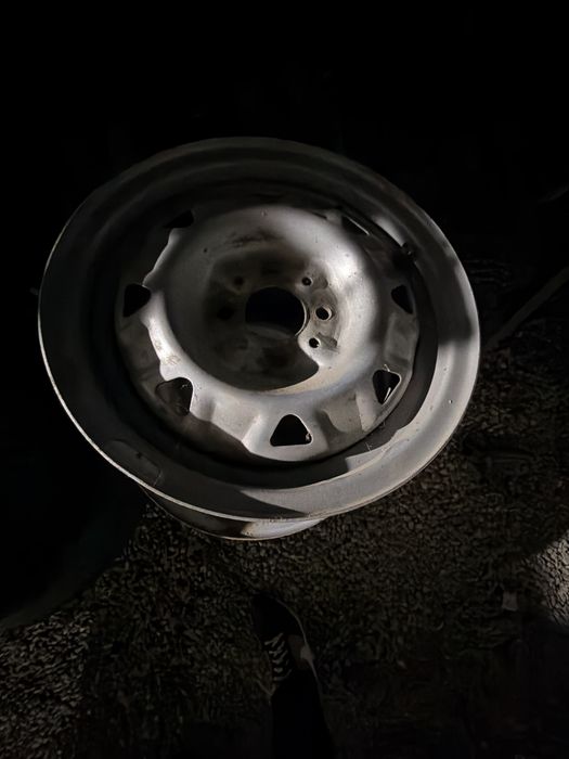 Продам покрышки зимние диски колеса