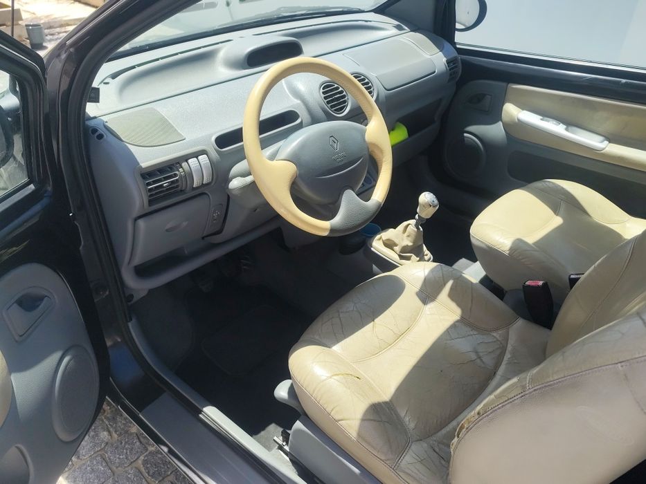 Vendo Twingo a GPL