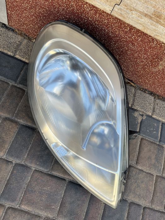 Lampa przod Prawa Trafic Vivari Lift