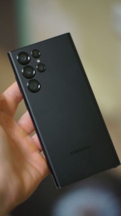 Samsung s22 ultra 8/128 snap