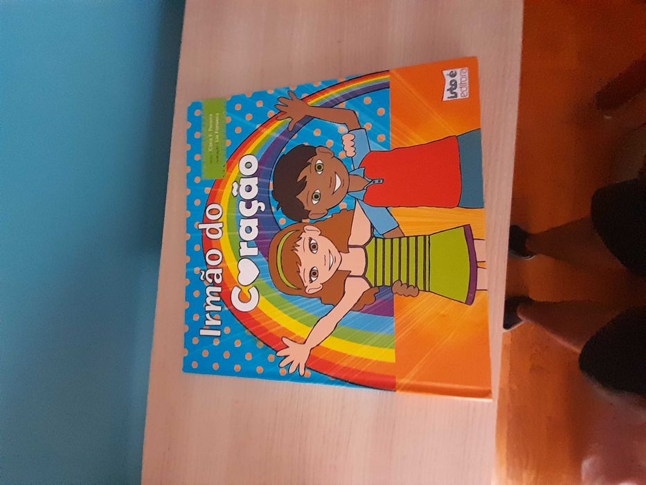 Lote Livros Infantis: Aventuras, Histórias de Amizade e Diversão (Adventure Time, O Bando Do Bosque, O Bando do Mar e outros)