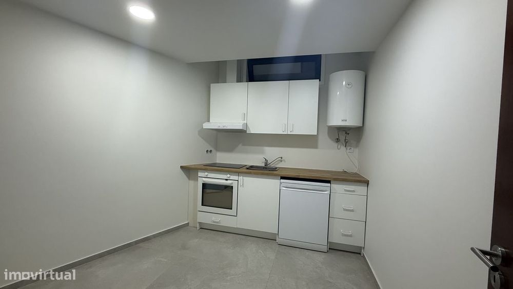 Arrendo apartamento T1 remodelado em Fornelo