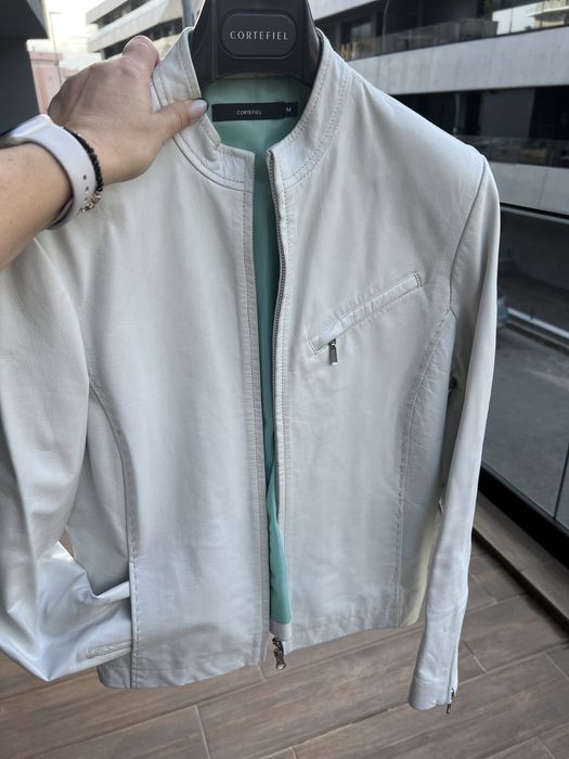 Blusão em pele branco