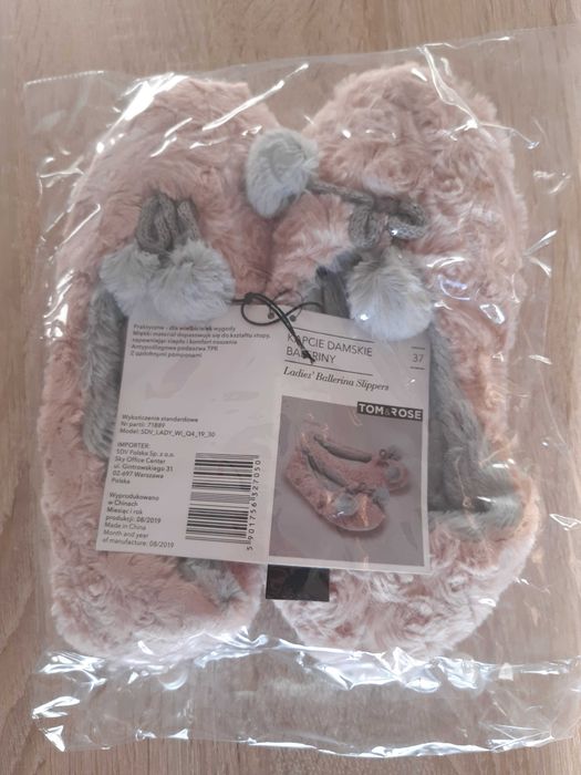 Kapcie damskie baleriny z pomponikami