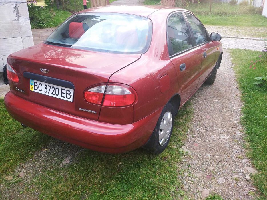 Продам.део ланос.