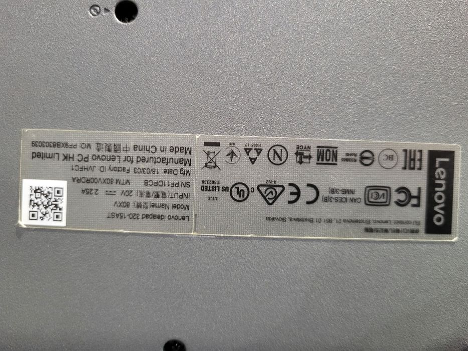 Lenovo ideapad 320 15AST