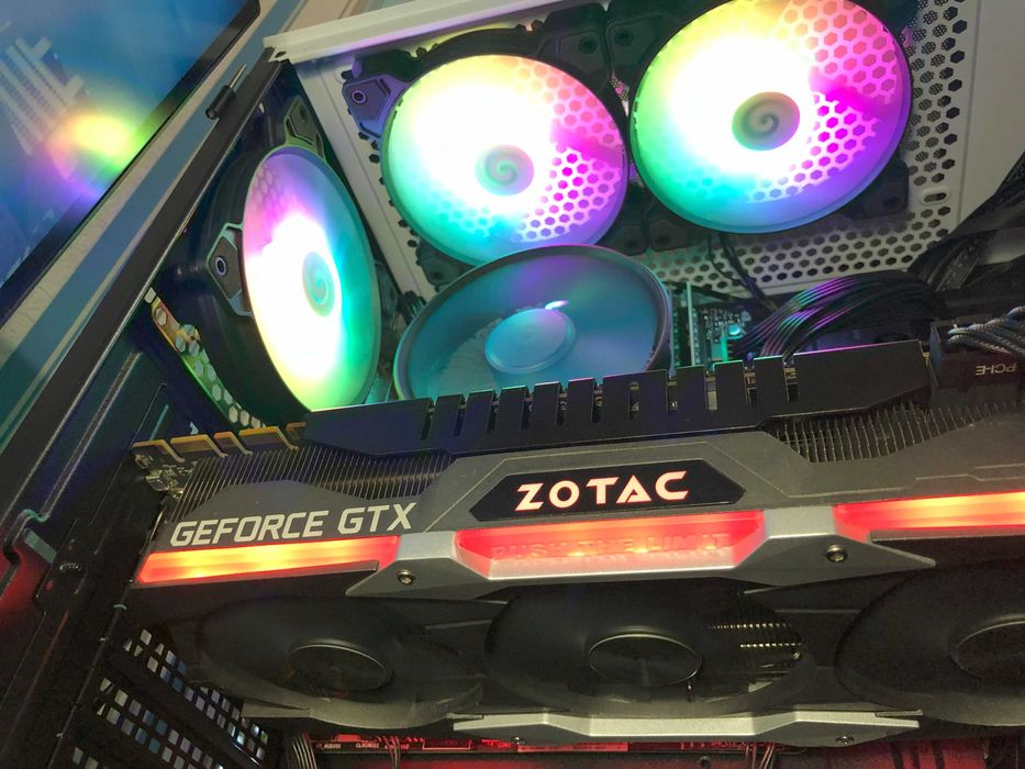 Игровой ПК Ryzen 5 2600/32Gb/1080Ti/SSD256+2Tб компьютер системник