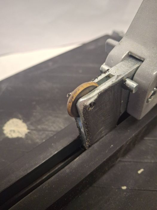 OUTLET Przecinarka stolikowa Bosch 640 mm