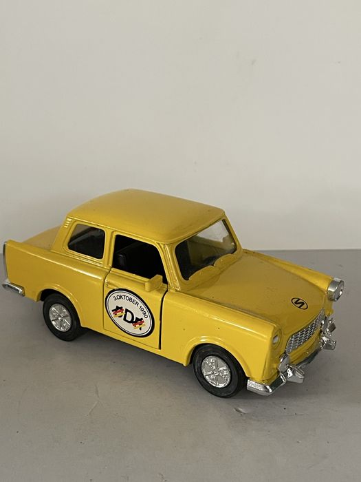 Miniatura Trabant miniatura64550516538370120