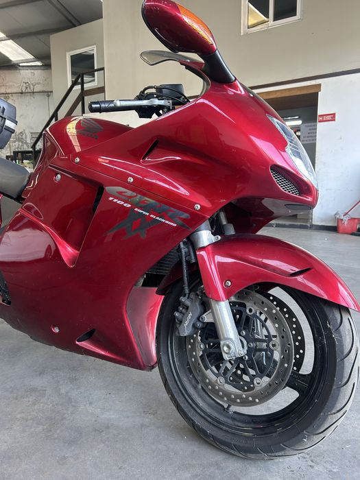 Honda cbr xx 1100