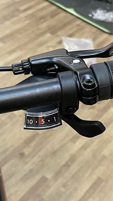 Шосейний велосипед Raleigh